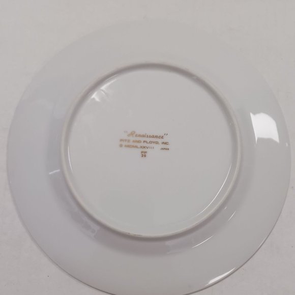 Fitz and Floyd, Inc Renaissance Plate - Picture 2 of 3
